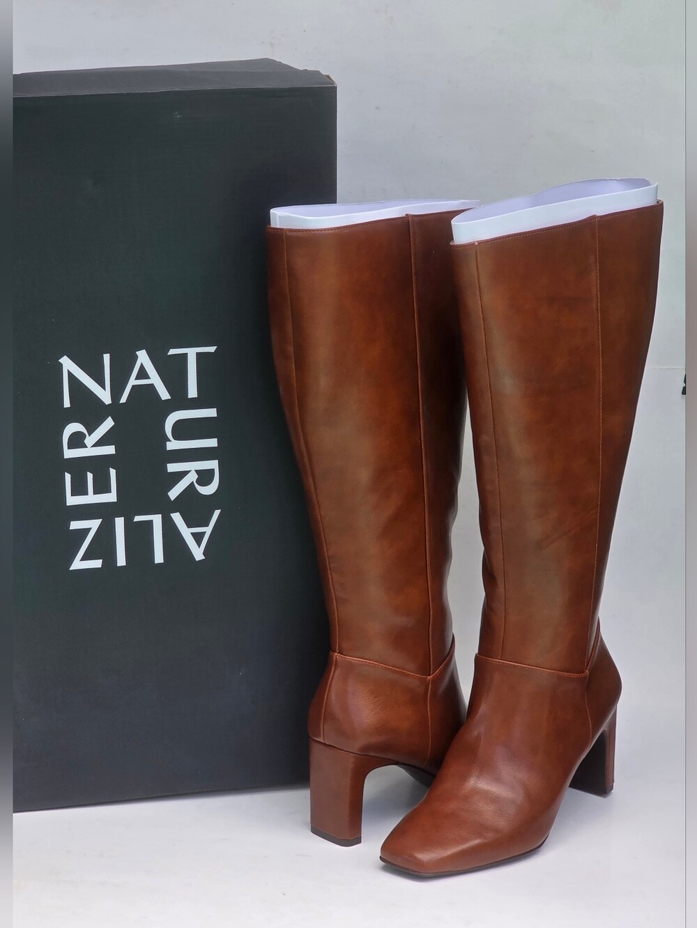 7M Naturalizer Nona Wide Calf Knee High Boots Saddle Tan Brown Block Heel